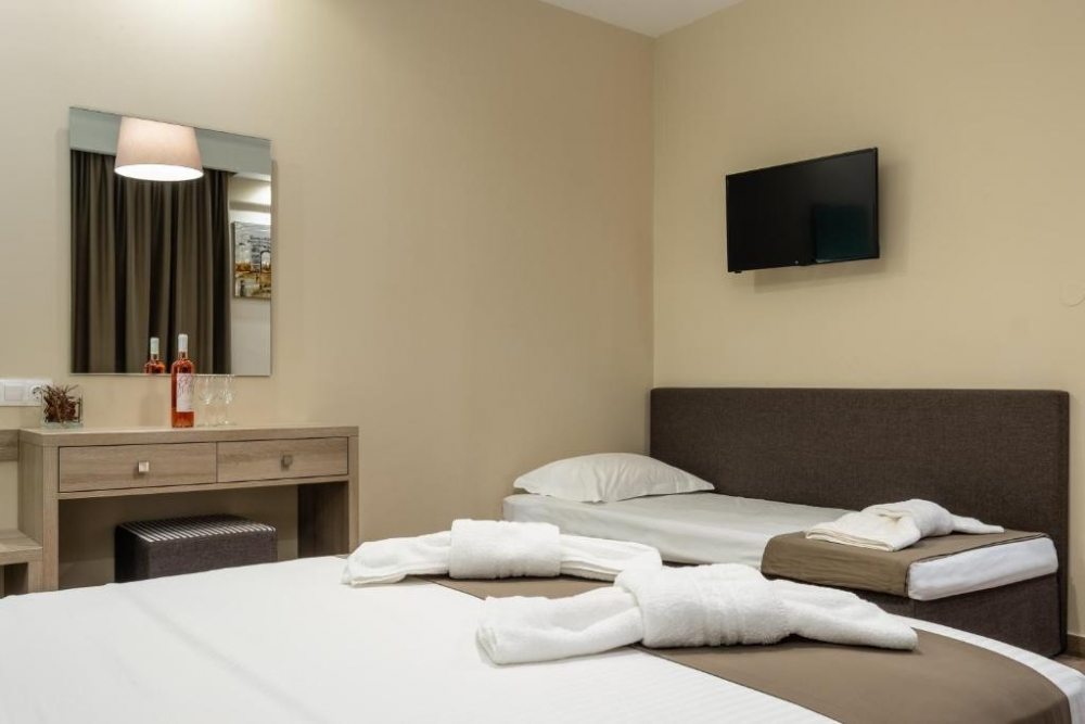 LAGARIA HOTEL