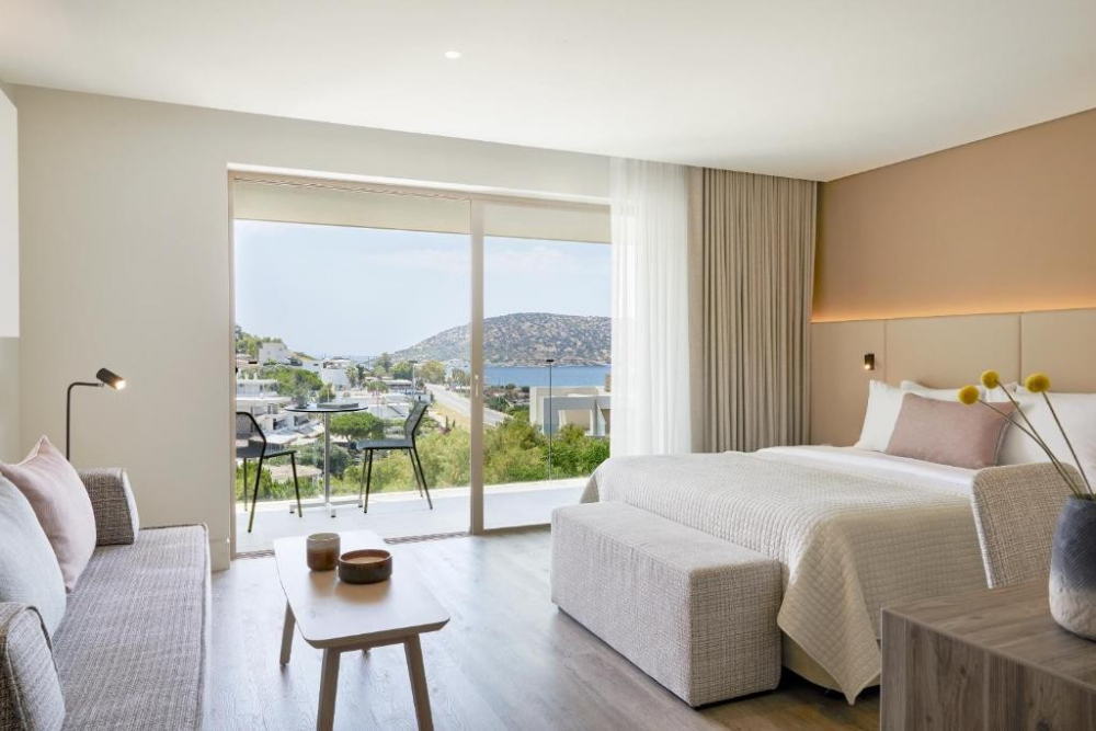 EVEREDEN BEACH RESORT HOTEL