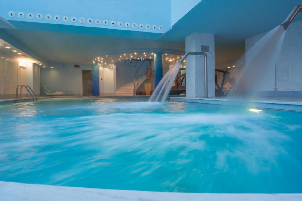 DION PALACE RESORT & SPA
