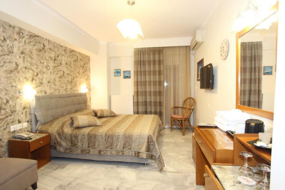 MALLAS HOTEL