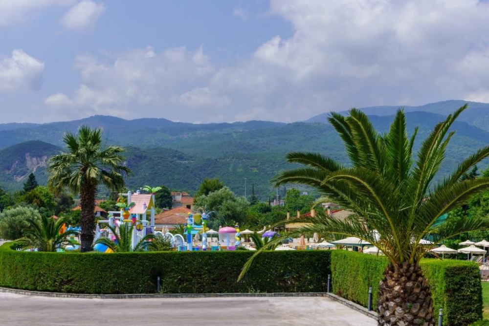 PLATAMON CRONWELL RESORT