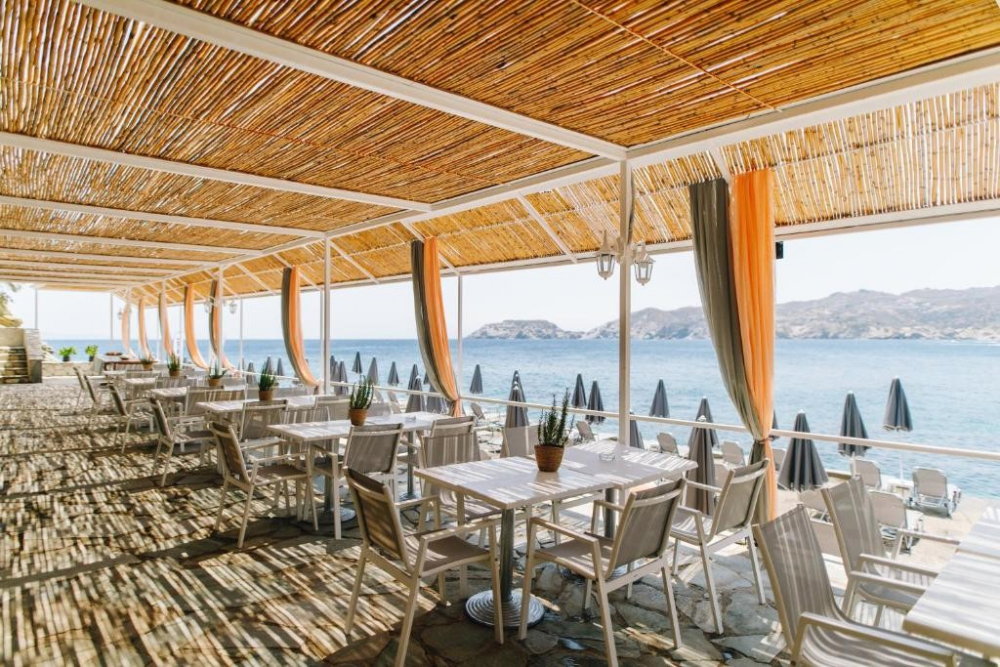 PENINSULA RESORT & SPA 
