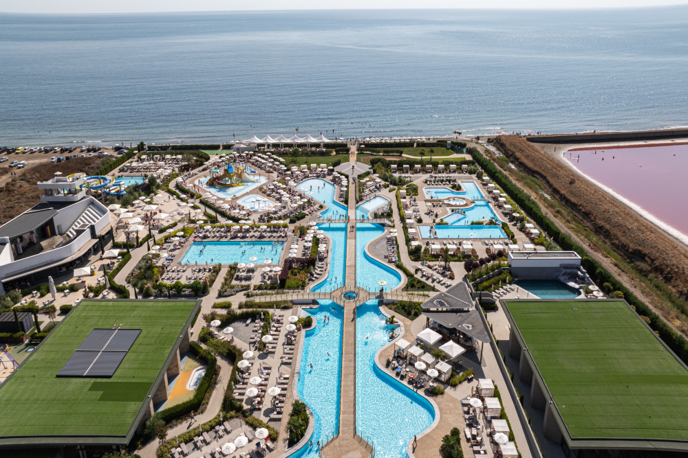 WAVE RESORT