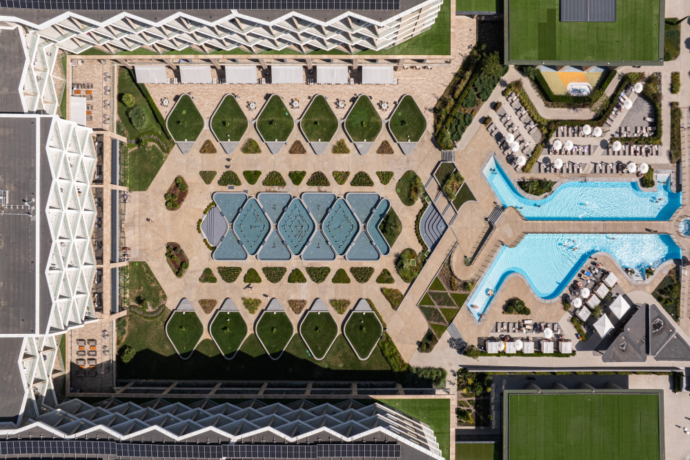 WAVE RESORT