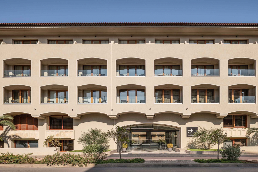 THEARTEMIS PALACE HOTEL