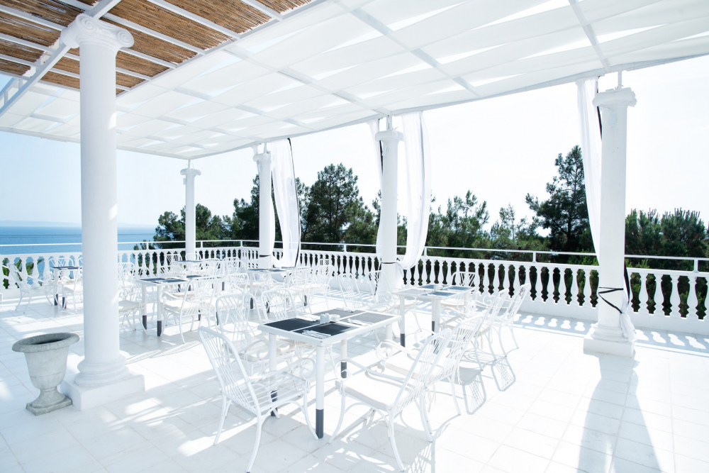 BIANCO OLYMPICO BEACH RESORT