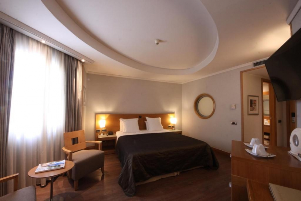 THE ATHENIAN CALLIRHOE EXCLUSIVE HOTEL