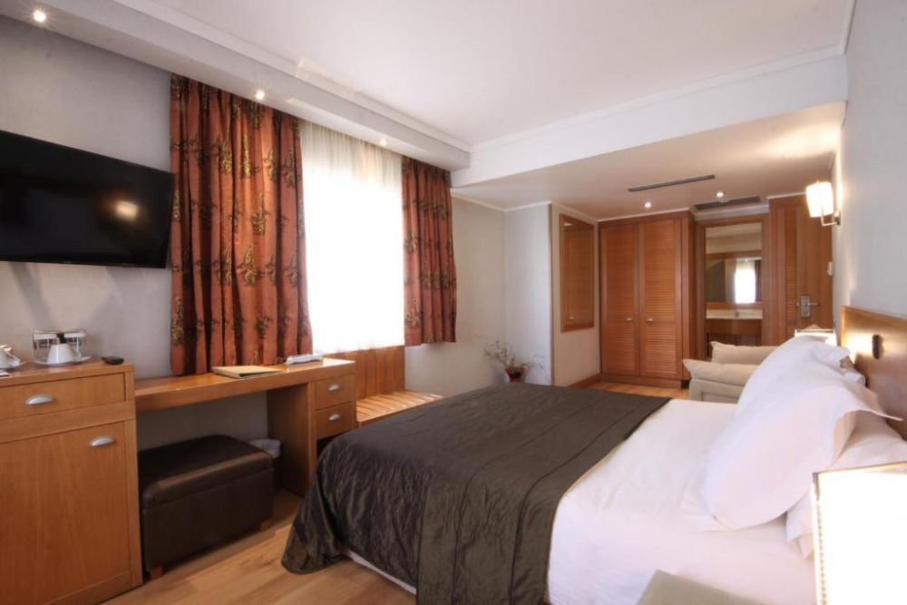 THE ATHENIAN CALLIRHOE EXCLUSIVE HOTEL