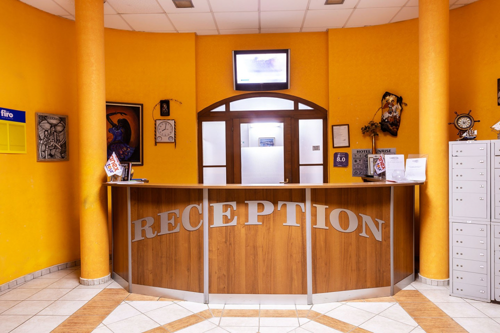 СЪНРАЙЗ СЛЪНЧЕВ БРЯГ
