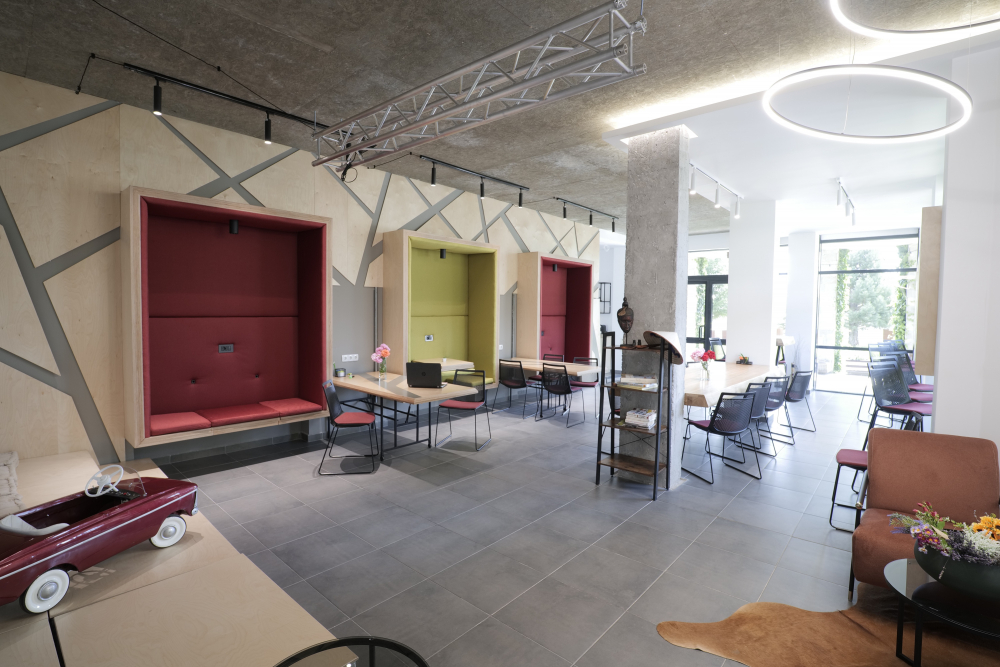 LOCAL STAY by BW Signature Collection