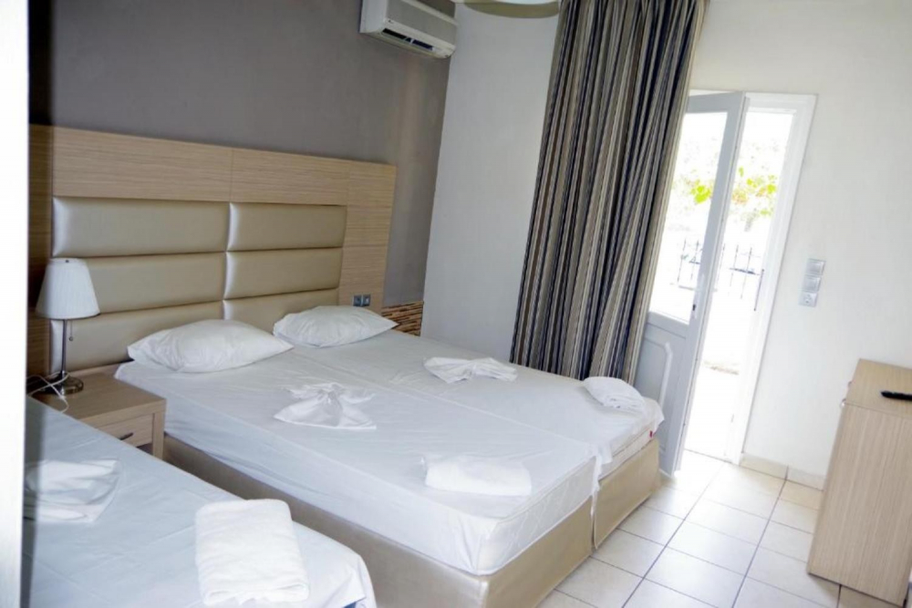 RACHONI BAY - RESORT