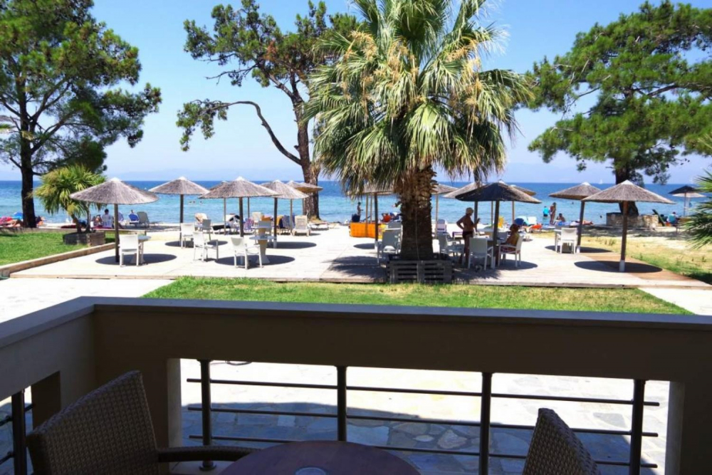 RACHONI BAY - RESORT