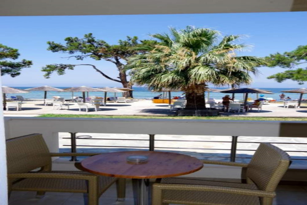 RACHONI BAY - RESORT