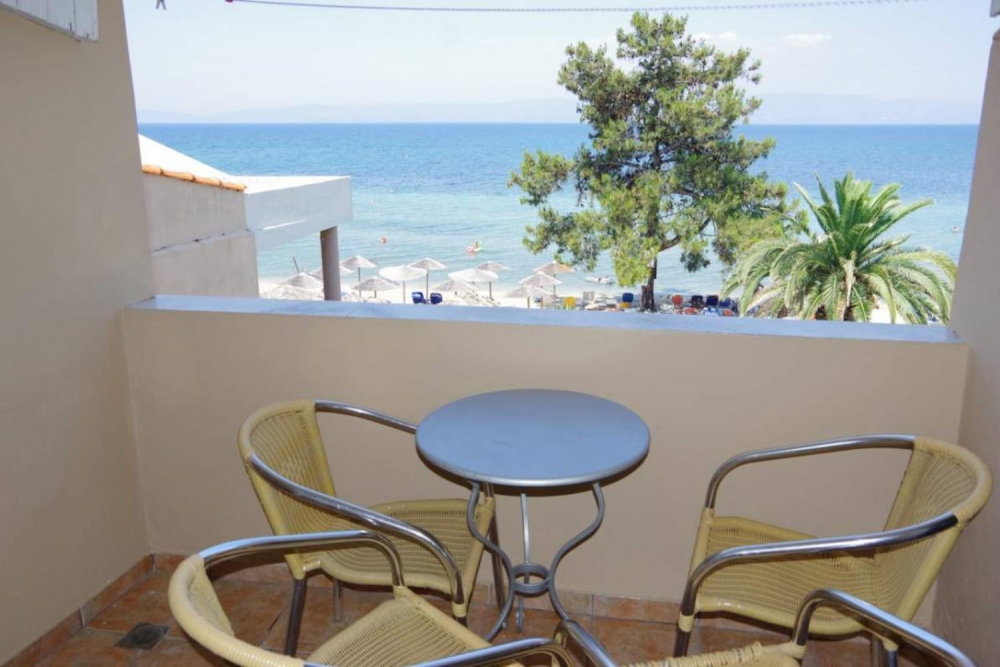 RACHONI BAY - RESORT