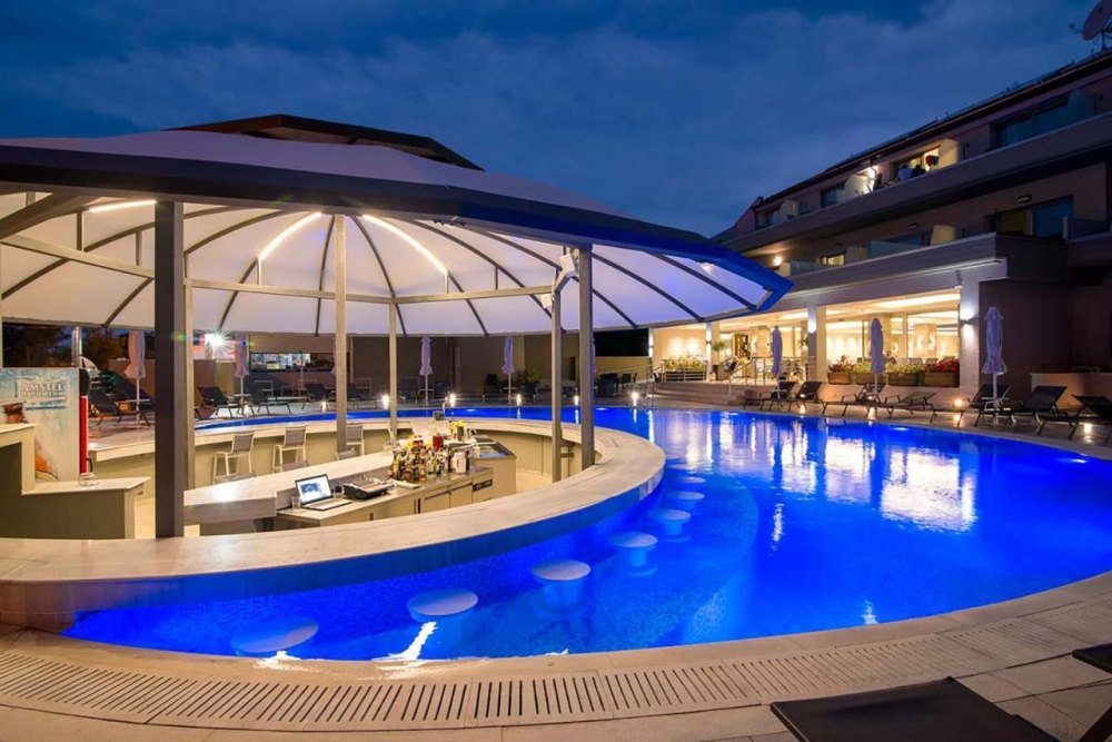 THE DOME LUXURY HOTEL