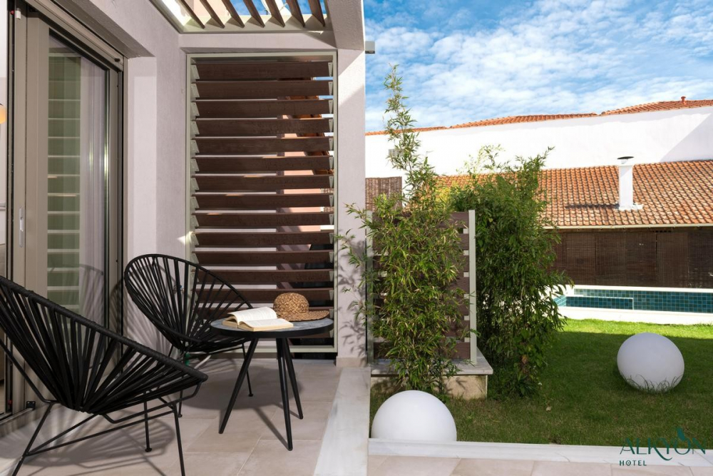 ALKYON HOTEL