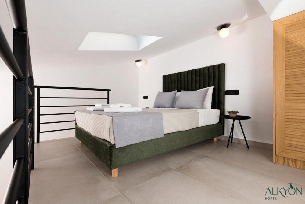 ALKYON HOTEL