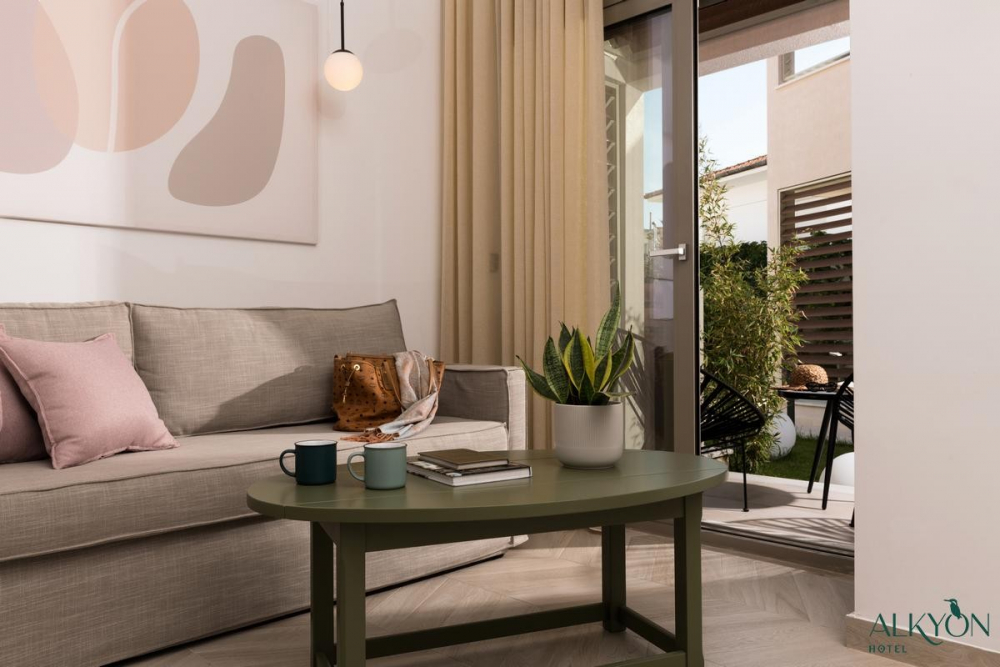 ALKYON HOTEL