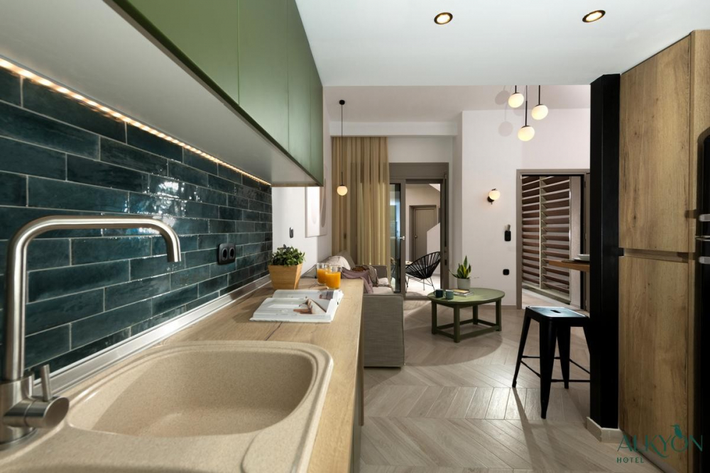 ALKYON HOTEL