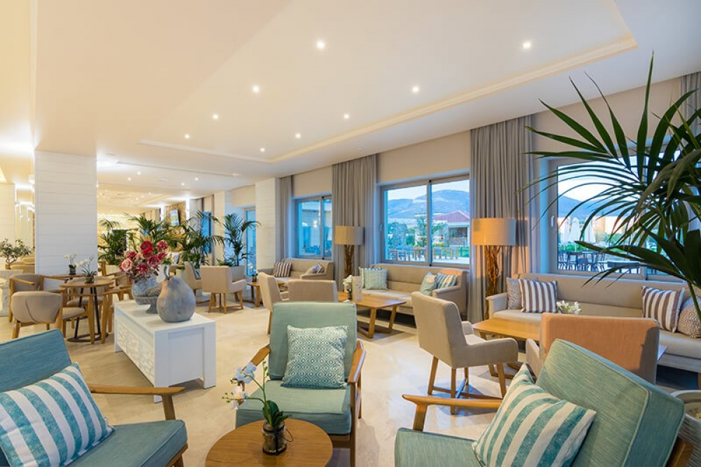 KING MARON BEACH HOTEL AND SPA