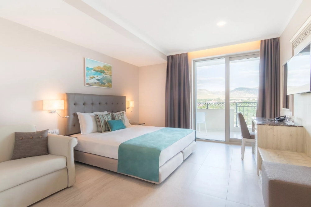 KING MARON BEACH HOTEL AND SPA