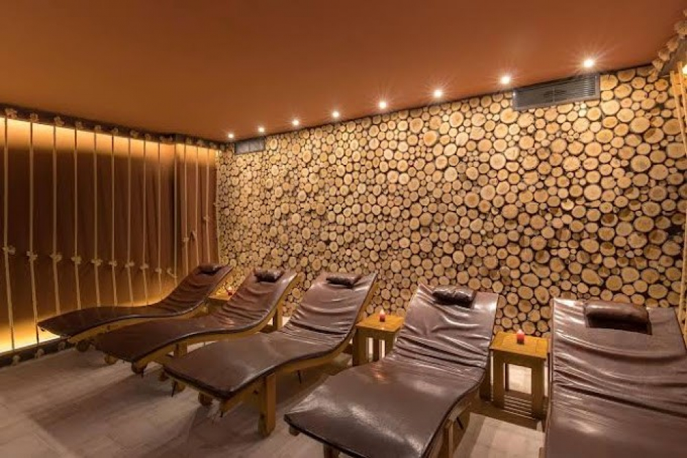KING MARON BEACH HOTEL AND SPA