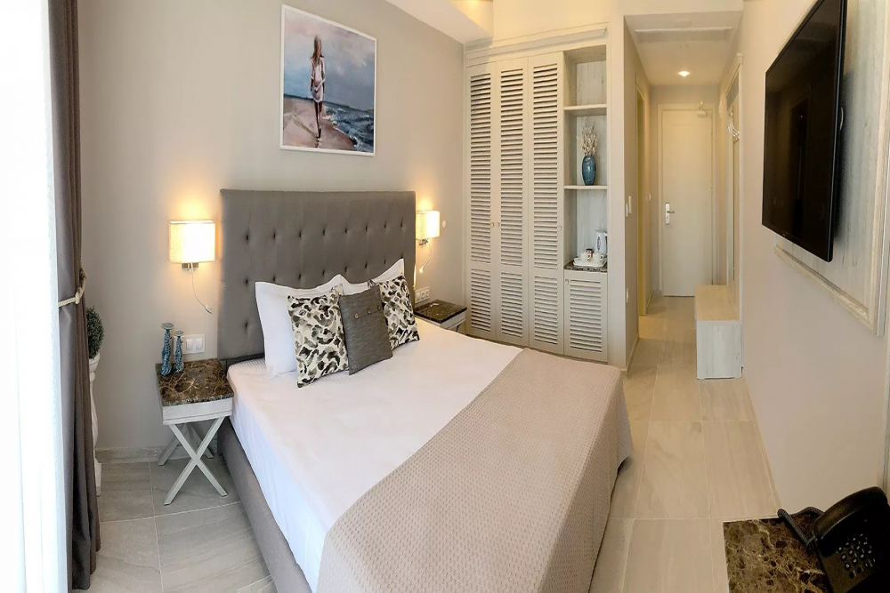 KING MARON BEACH HOTEL AND SPA