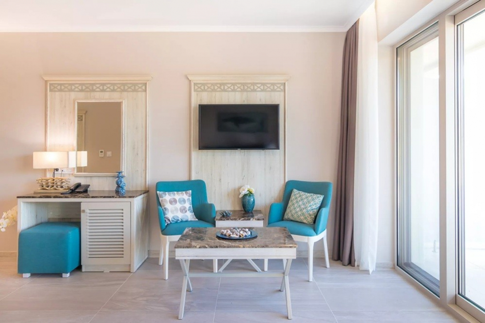 KING MARON BEACH HOTEL AND SPA
