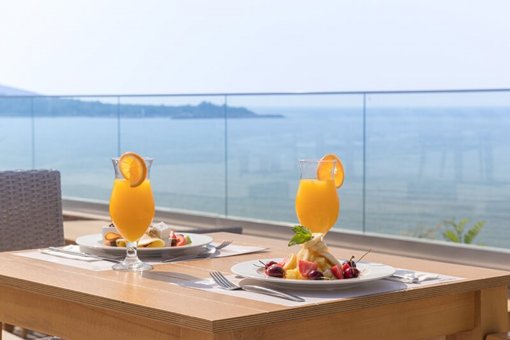 KING MARON BEACH HOTEL AND SPA