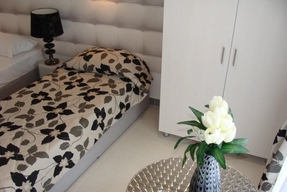 DAFNI PLUS HOTEL