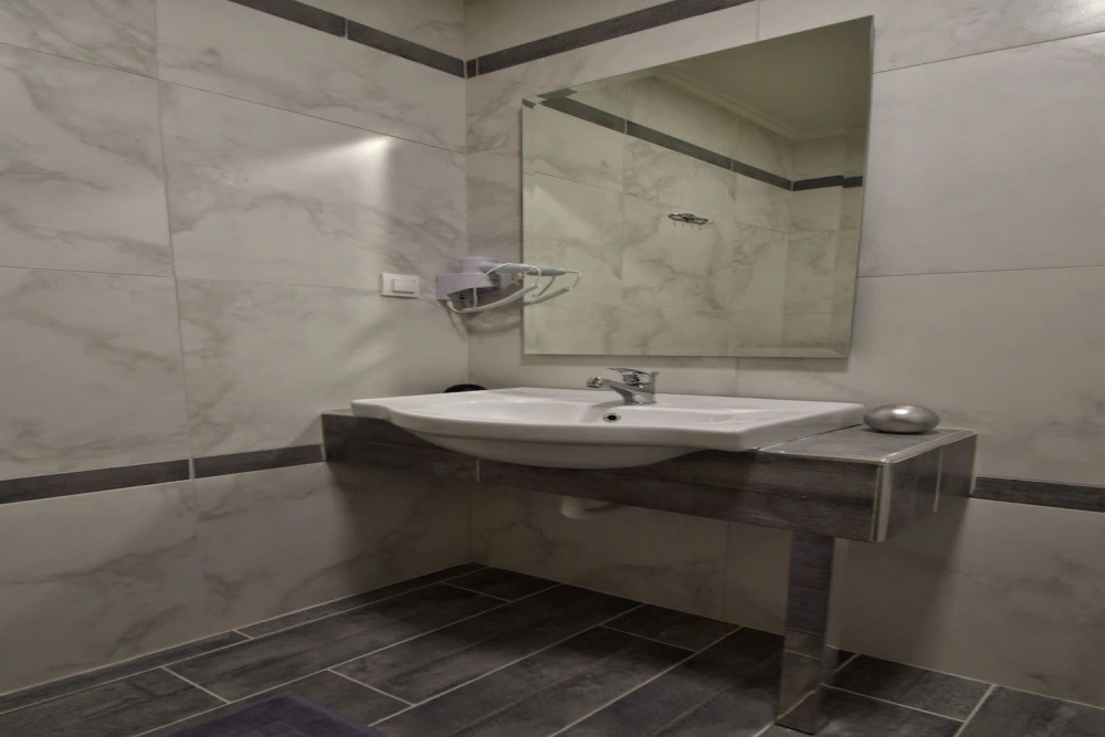 DAFNI PLUS HOTEL