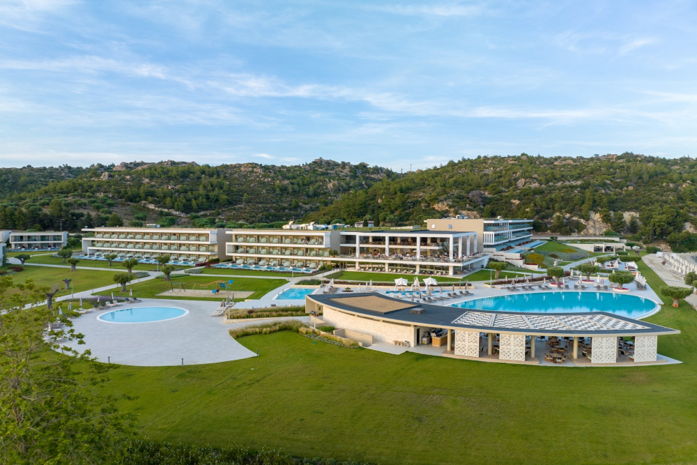 AMMOA LUXURY HOTEL AND SPA RESORT