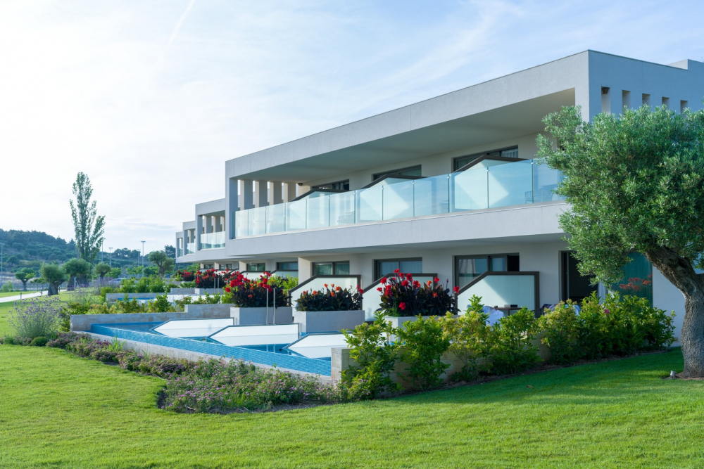 AMMOA LUXURY HOTEL AND SPA RESORT