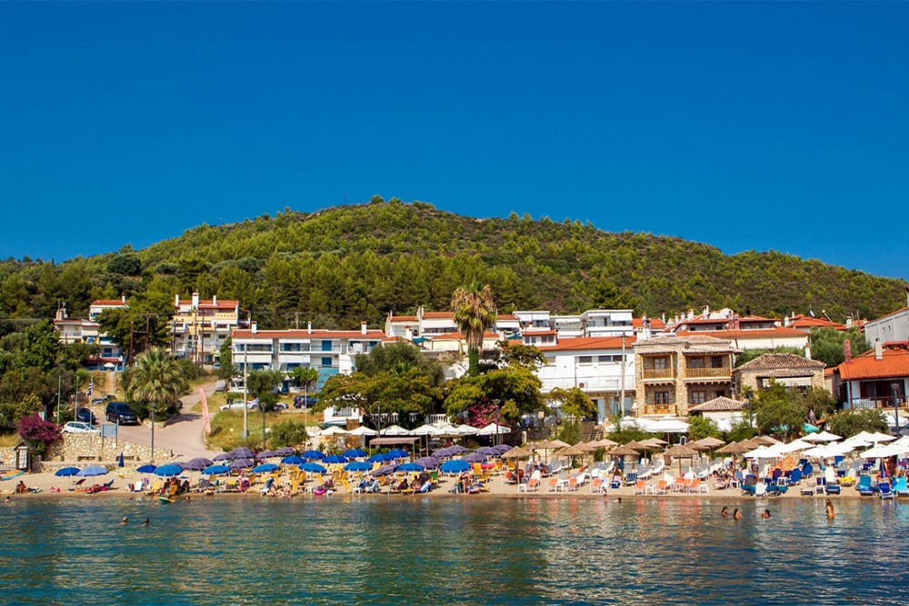 LOUTRA BEACH