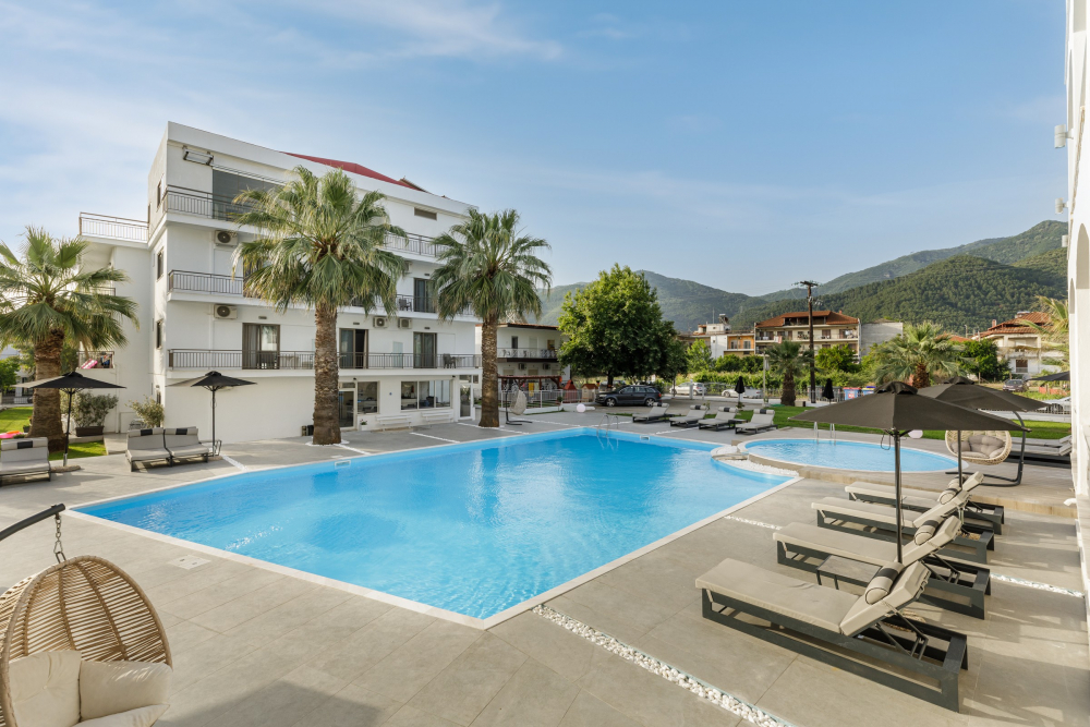 STAVROS BEACH
