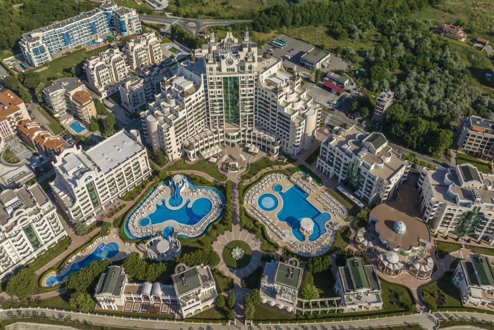 СЪНСЕТ РИЗОРТ