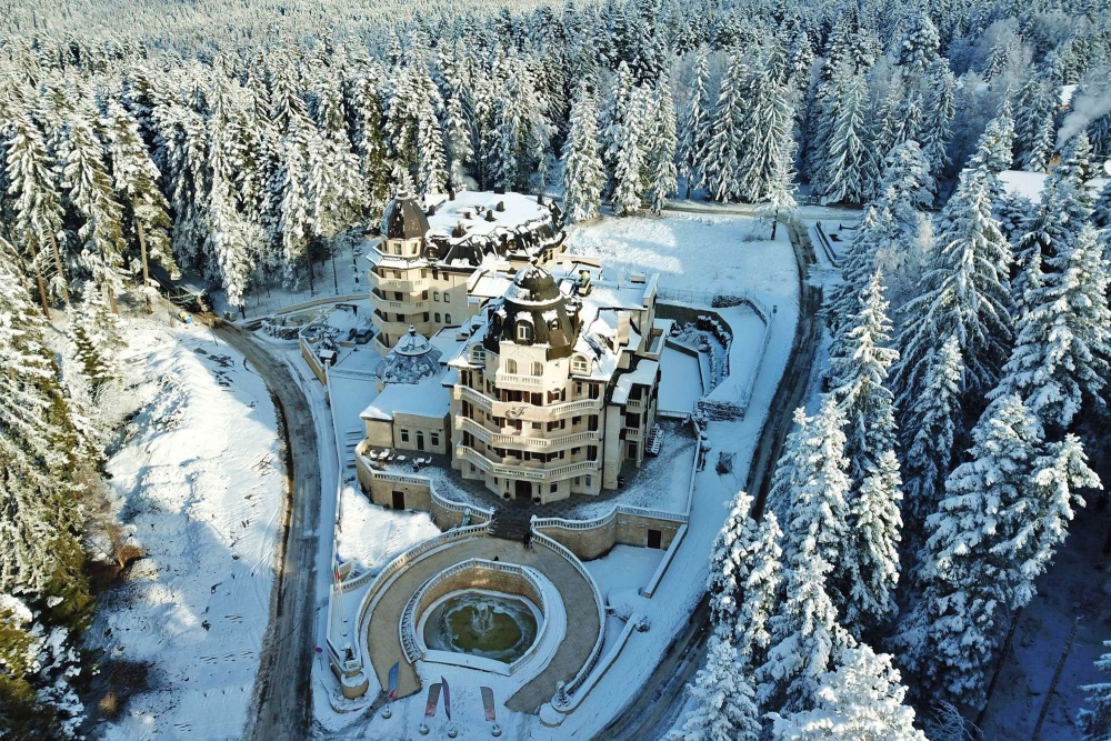 ФЕСТА УИНТЪР ПАЛАС