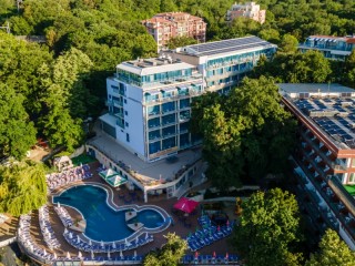 Лято 2026 в ТОП курорт, All Inclusive до 02.07 в хотел Холидей Парк, Златни пясъци