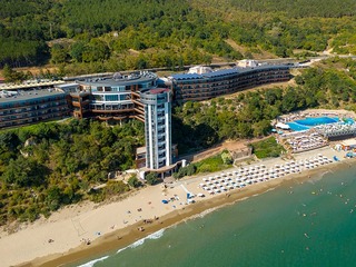 Първа линия Лукс лято 2026, Ultra All Inclusive до 05.07 и след 26.08 в Парадайз бийч