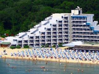На плажа в Албена за лято 2026, All Inclusive след 26.08 в хотел Славуна