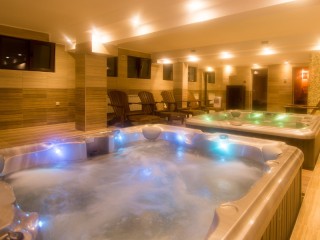 Супер оферта за една различна почивка, нощувка със закуска през седмицата в Park hotel Asenevtsi, Велико Търново