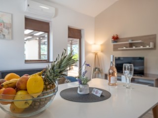 Нова Година 2026 до Царевец, 2 нощувки за двама в Tarnovgrad Apartments, Велико Търново