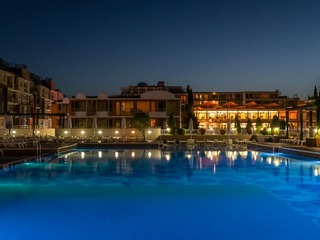 Лятна почивка до дюните в Слънчев бряг, All Inclusive до 03.07 и след 25.08 в Хотел Несебър Бийч, Слънчев бряг