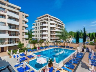 Лято 2026 Ultra All Inclusive с аквапарк до 04.07 в хотел Хермес в Царево