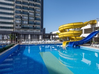 Първа линия в Топ курорт лято 2025, All Inclusive до 03.07 и след 28.08 в Хотел Бургас Бийч, Слънчев бряг