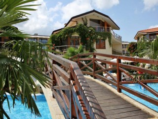 Лятна почивка 2026 на плаж Златна рибка, All Inclusive с безплатен плаж до 10.07 в Хотел Лагуна Бийч