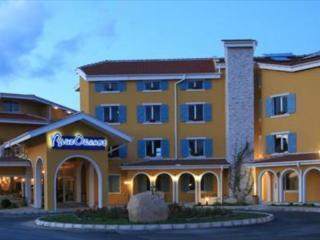 All Inclusive лято 2026 на Златна рибка до 09.07 и след 25.08 в хотел Блу Ориндж