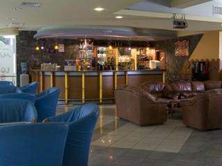 Четири звезди в центъра на Албена, All Inclusive след 26.08 в Хотел Малибу