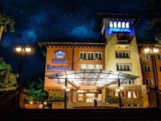 Уикенд СПА почивка във Велинград със закуска и вечеря за двама в Хотел Двореца