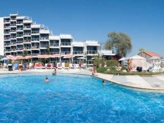 На плажа в Албена за лято 2026, All Inclusive след 26.08 в хотел Славуна